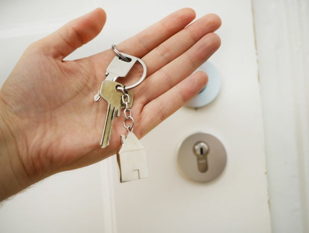 https://RonzeeHenry.StopRentingStartOwning.com